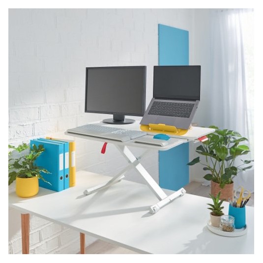 Stanowisko do pracy na stojąco Leitz Ergo Cosy z wysuwaną tacą na klawiaturę