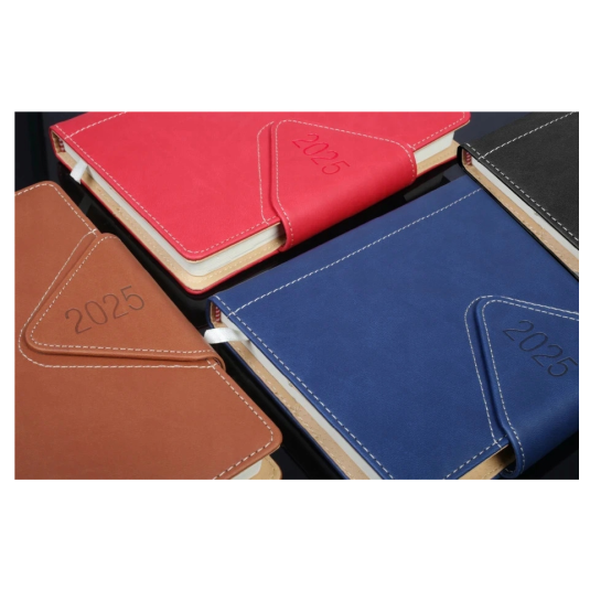 2025 KALENDARZ TERMINARZ  A5 DZIENNY WESTA Z ZAPIĘCIEM MAGNETYCZNYM