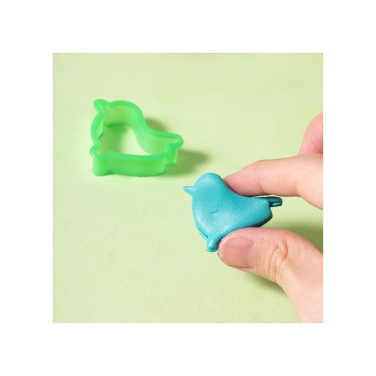 PLASTELINA 8-KOL.DELI zestaw z foremkami