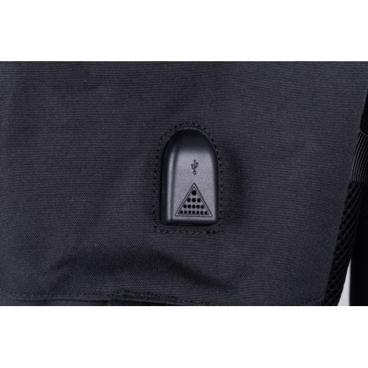 Plecak Donau Travel Warsaw 15,6" 23L, USB + kabel, czarny